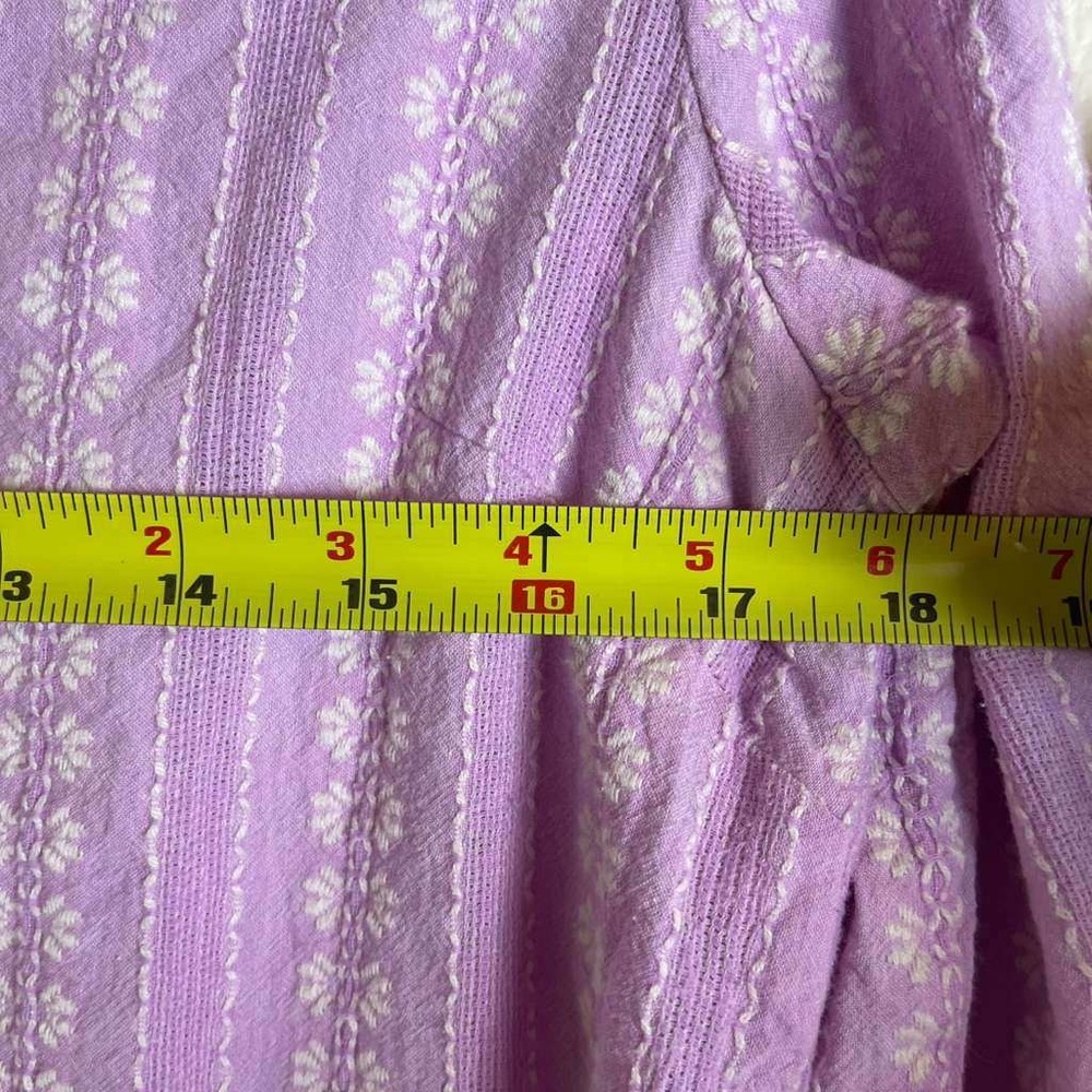 Talbots Petite Lavender Purple Cotton Floral Embroidered Henley Blouse SP 2846 - Picture 5 of 7